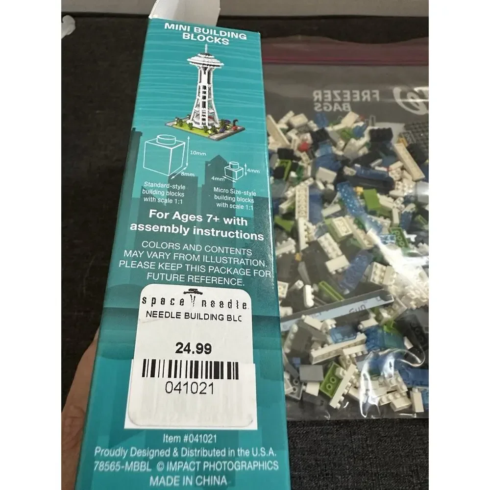 Seattle Space Needle Mini Building Blocks 821 Pc Set Open Incomplete Unknown
